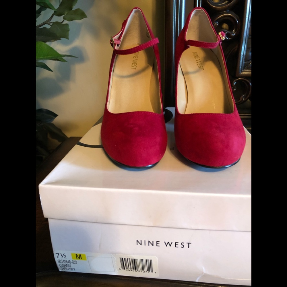 Woman shoes